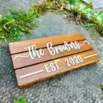 pallet wooden sign