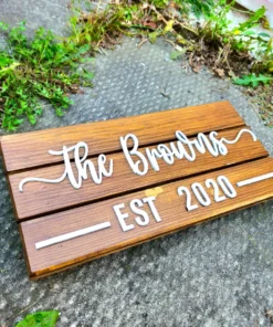pallet wooden sign